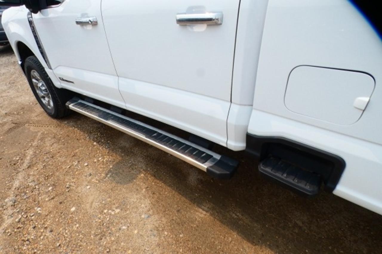 2024 Ford SUPER DUTY F-350 SRW LARIAT P/S DSL 8' box w/H&C L, Htd wheel, NAV, BUC - Photo #17