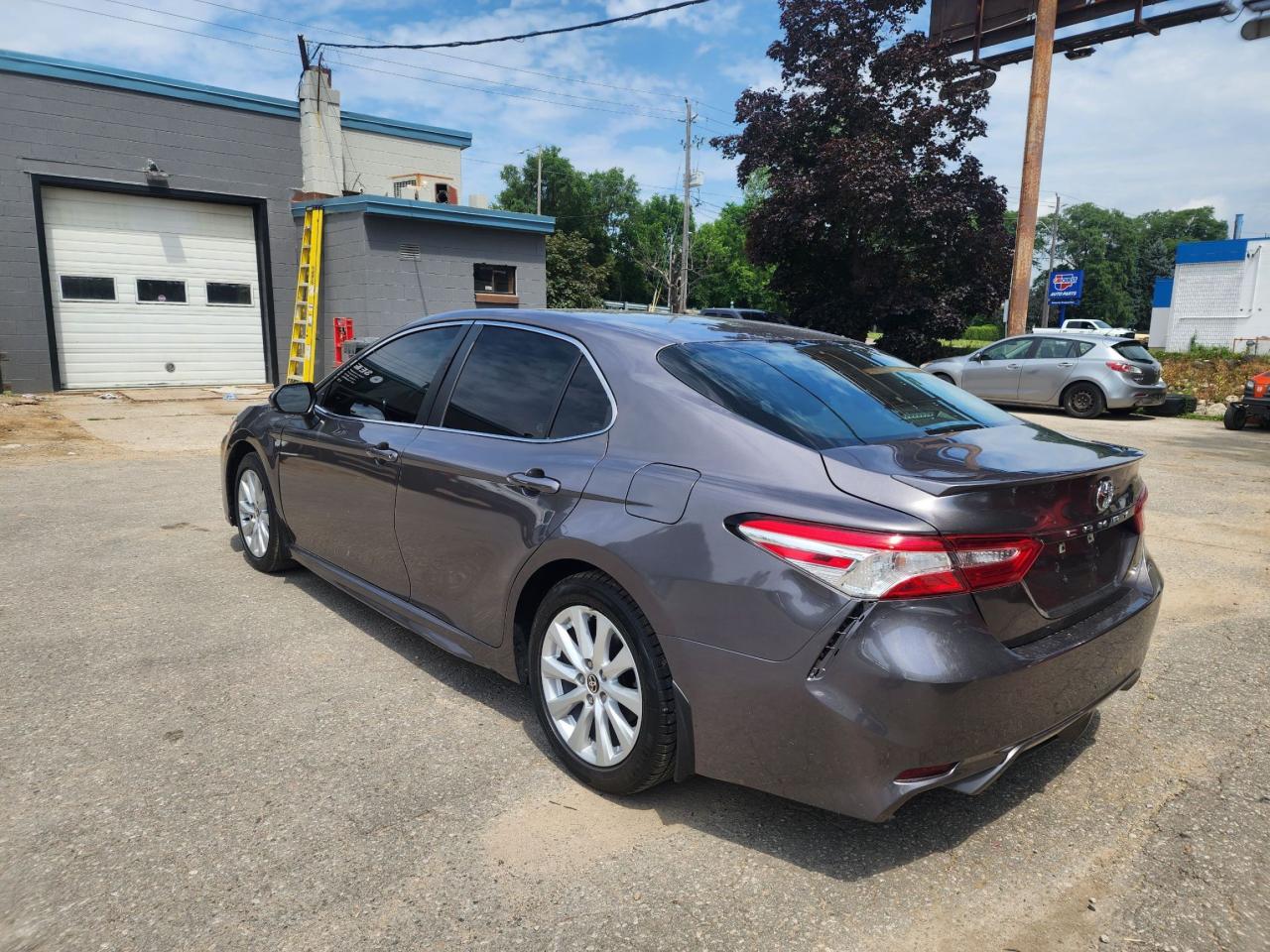 2020 Toyota Camry SE l Sporty l Reliable l Fuel Efficient