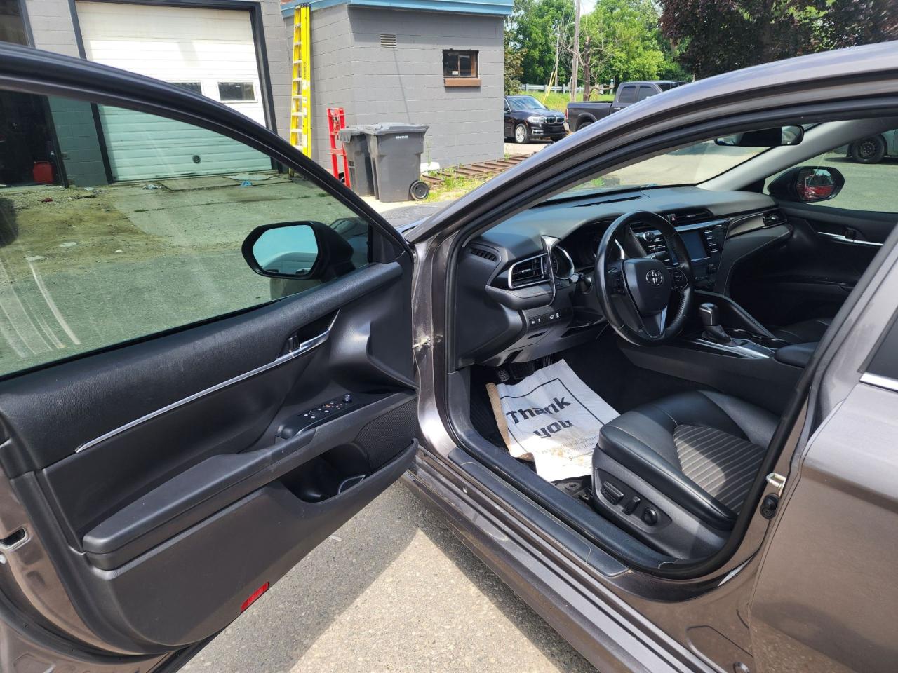2020 Toyota Camry SE l Sporty l Reliable l Fuel Efficient