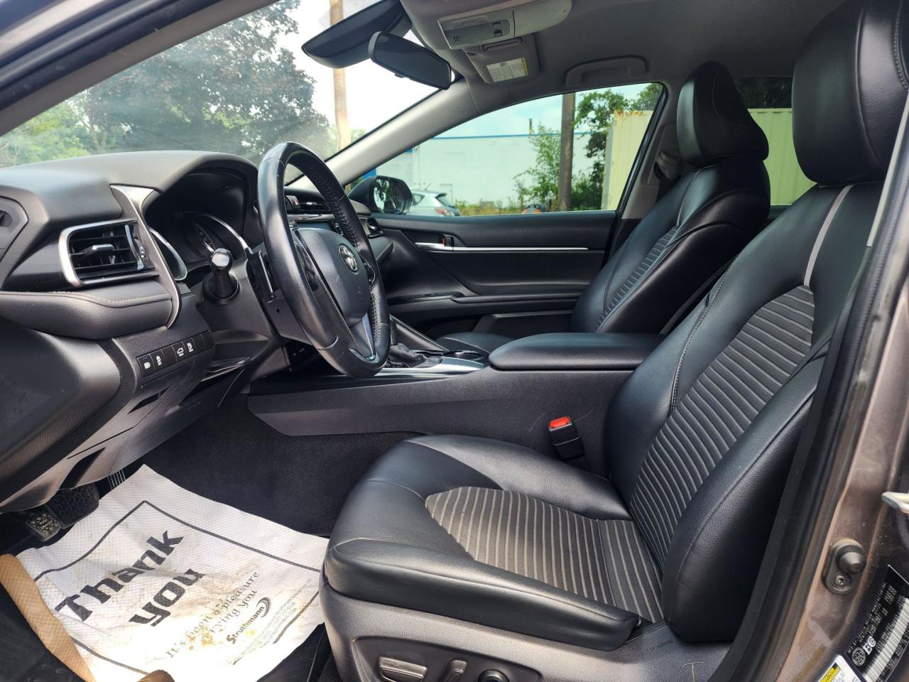 2020 Toyota Camry SE l Sporty l Reliable l Fuel Efficient