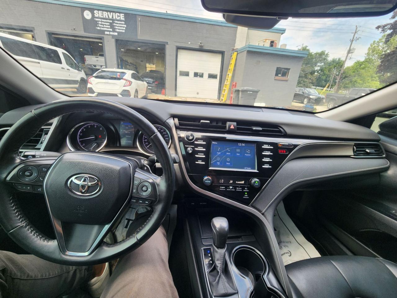 2020 Toyota Camry SE l Sporty l Reliable l Fuel Efficient