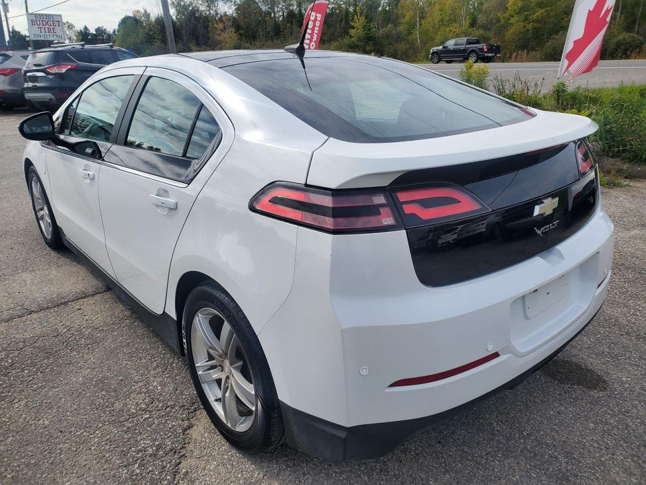 2012 Chevrolet Volt  Photo4