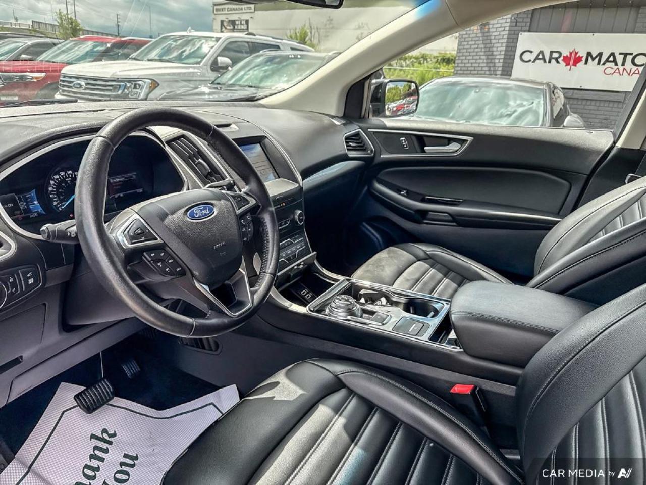 2019 Ford Edge SEL / NO ACCIDENTS / LEATHER / NAV / AWD / AUTO - Photo #9
