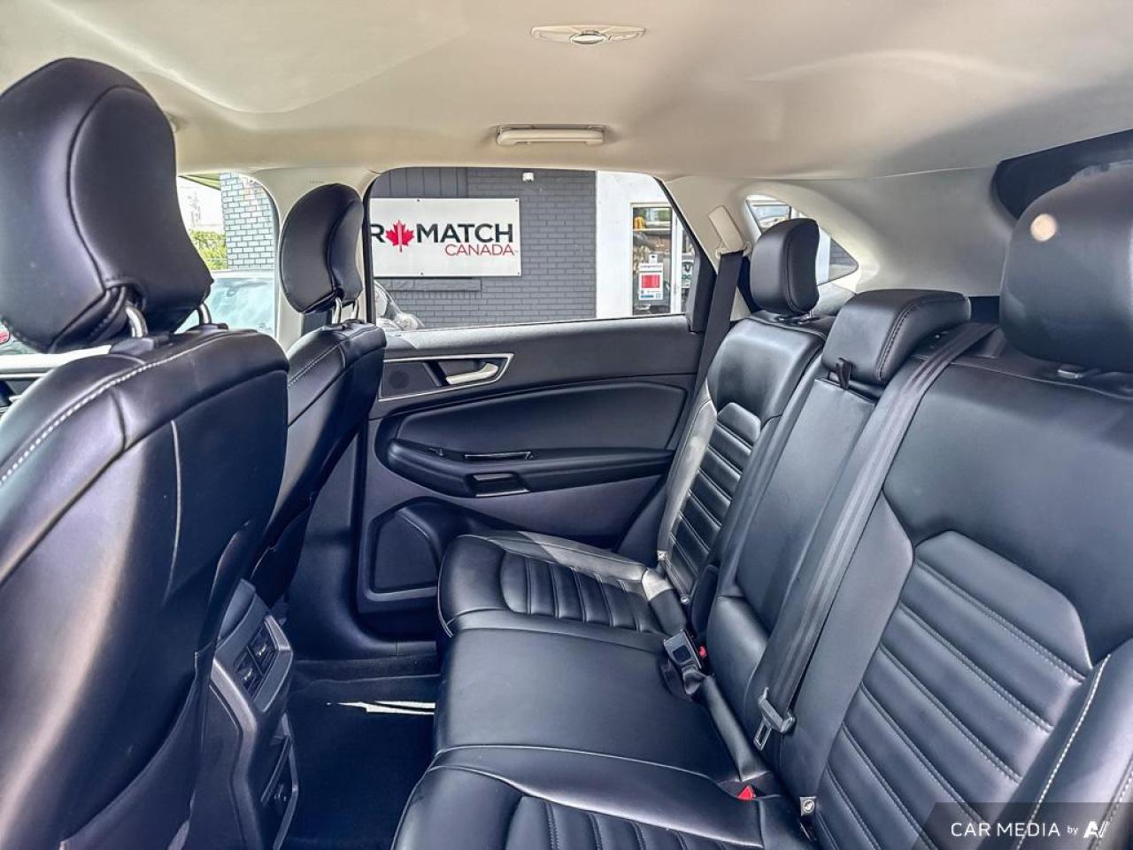 2019 Ford Edge SEL / NO ACCIDENTS / LEATHER / NAV / AWD / AUTO - Photo #11