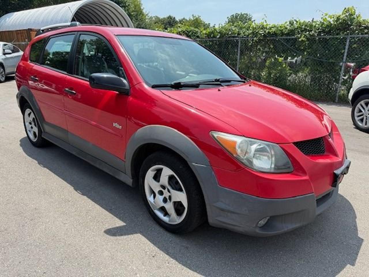 2004 Pontiac Vibe 