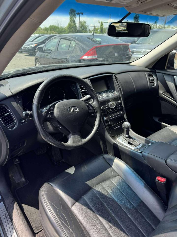 2016 Infiniti QX50  - Photo #6