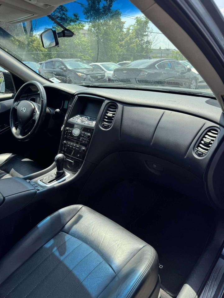 2016 Infiniti QX50  - Photo #7