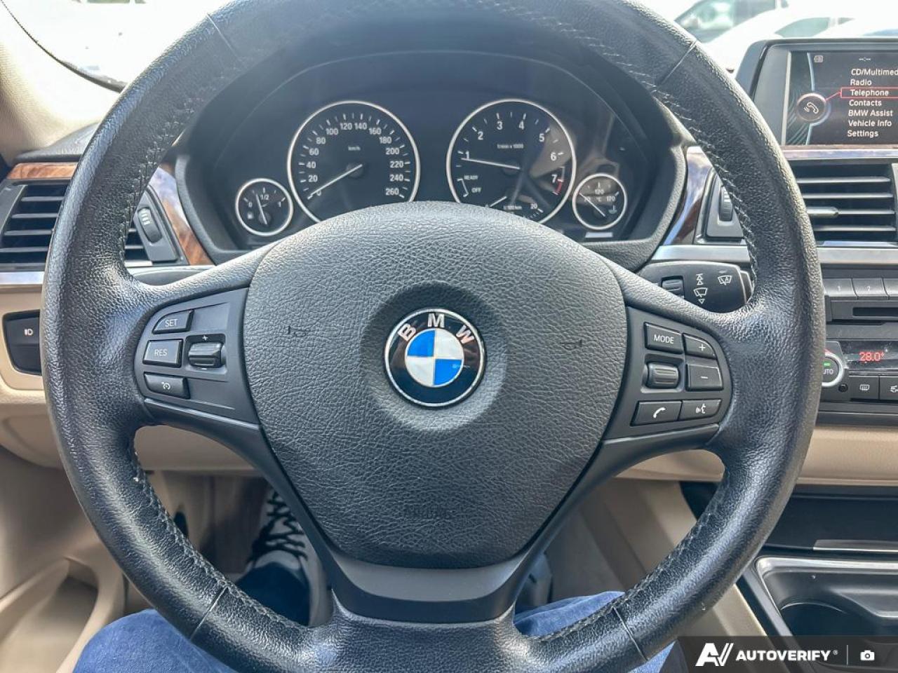 2013 BMW 3 Series 328I XDRIVE / NO ACCIDENTS / LEATHER / ROOF / AWD - Photo #13