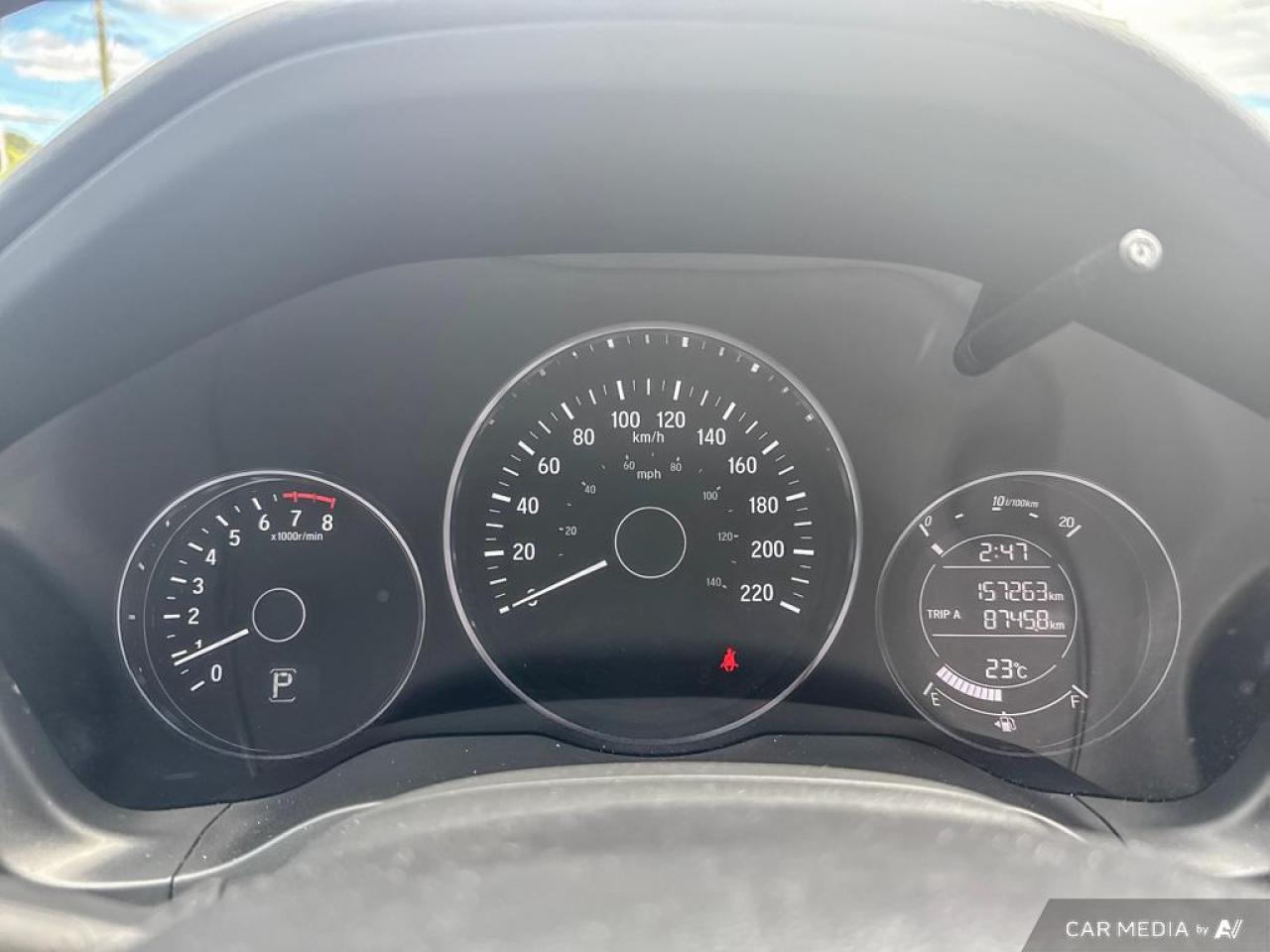 2018 Honda HR-V EX / NO ACCIDENTS / SUNROOF / HTD SEATS / AWD - Photo #23
