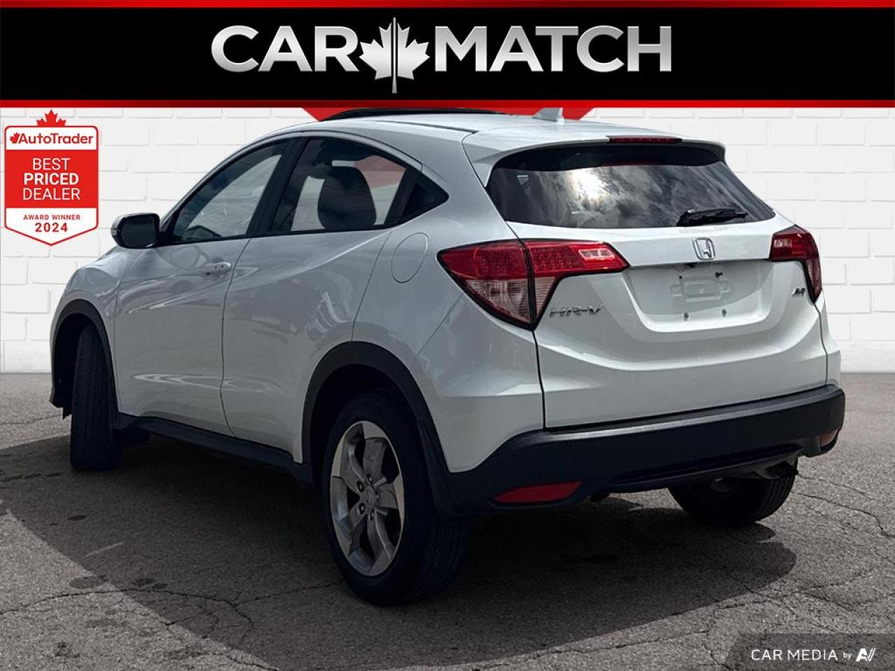 2018 Honda HR-V EX / NO ACCIDENTS / SUNROOF / HTD SEATS / AWD - Photo #4