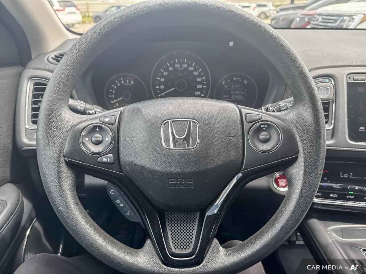 2018 Honda HR-V EX / NO ACCIDENTS / SUNROOF / HTD SEATS / AWD - Photo #20