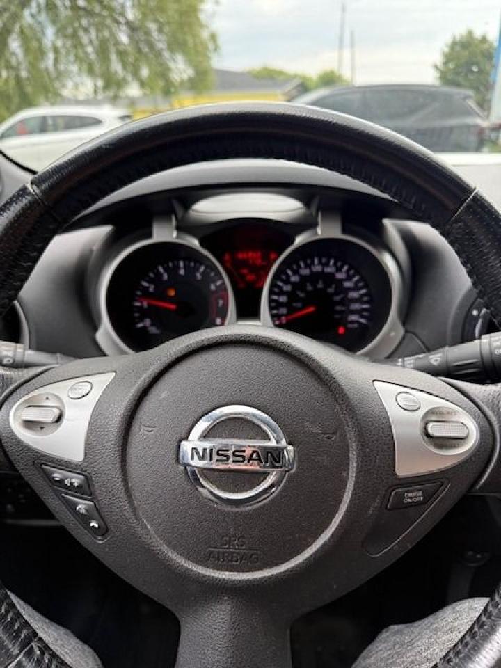 2014 Nissan Juke SV - Photo #2