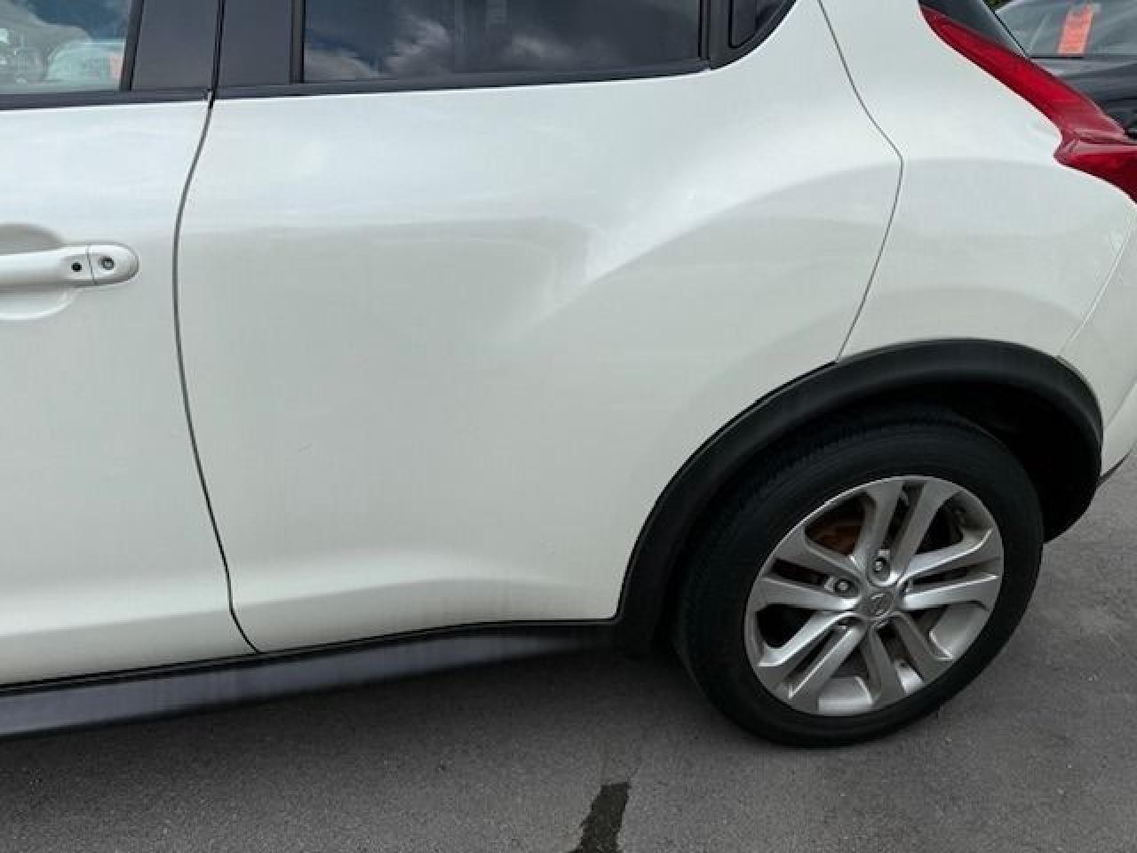 2014 Nissan Juke SV - Photo #9