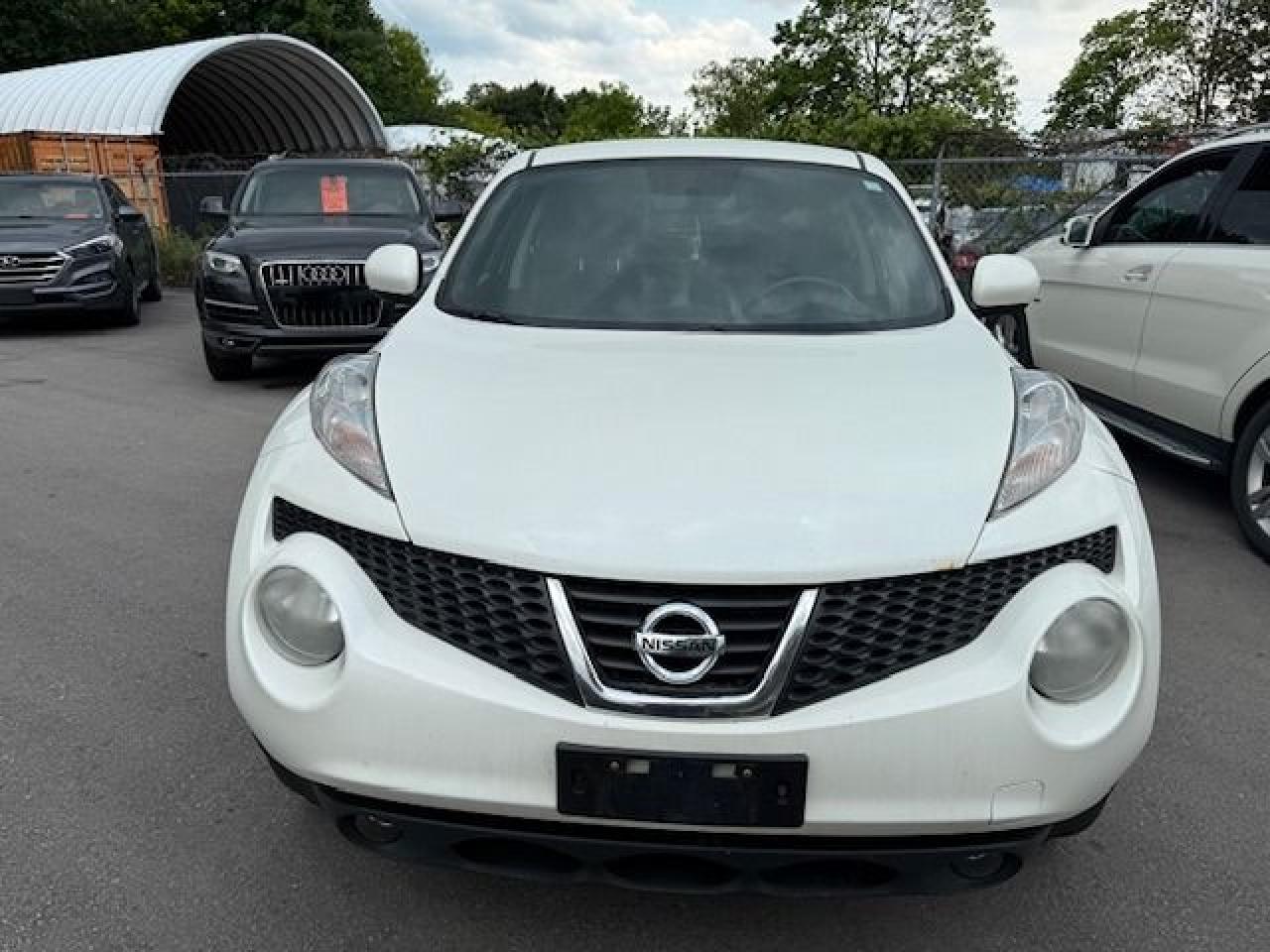 2014 Nissan Juke SV - Photo #11