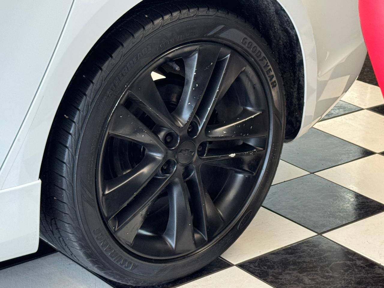 2016 Chevrolet Cruze LTZ+New Tires+Roof+BSM+GPS+CLEAN CARFAX - Photo #50