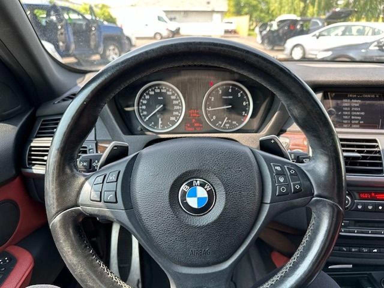 2014 BMW X6 xDrive35i - Photo #10
