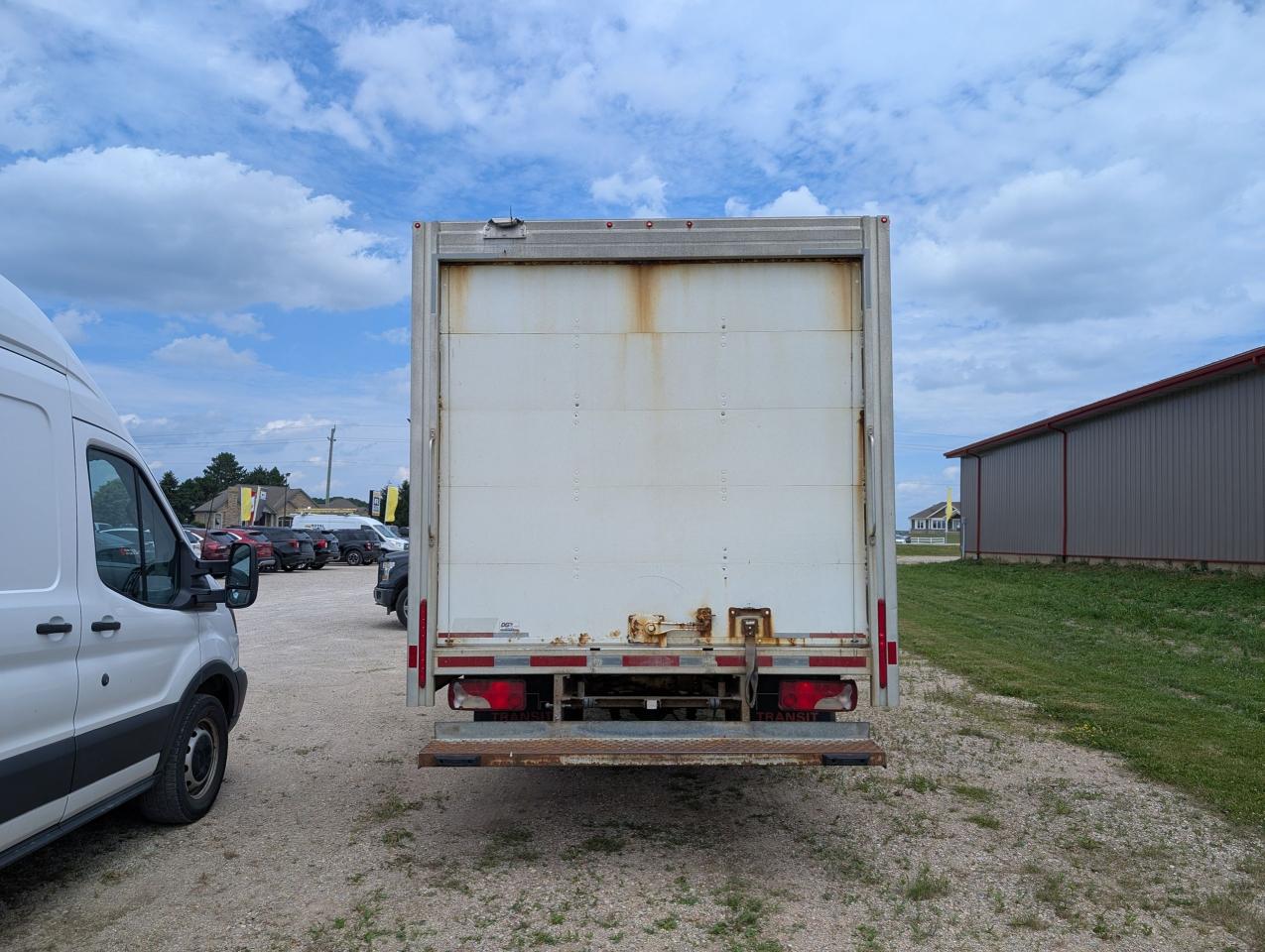 2011 Mercedes-Benz Sprinter 2WD Reg Cab 170" WB Photo