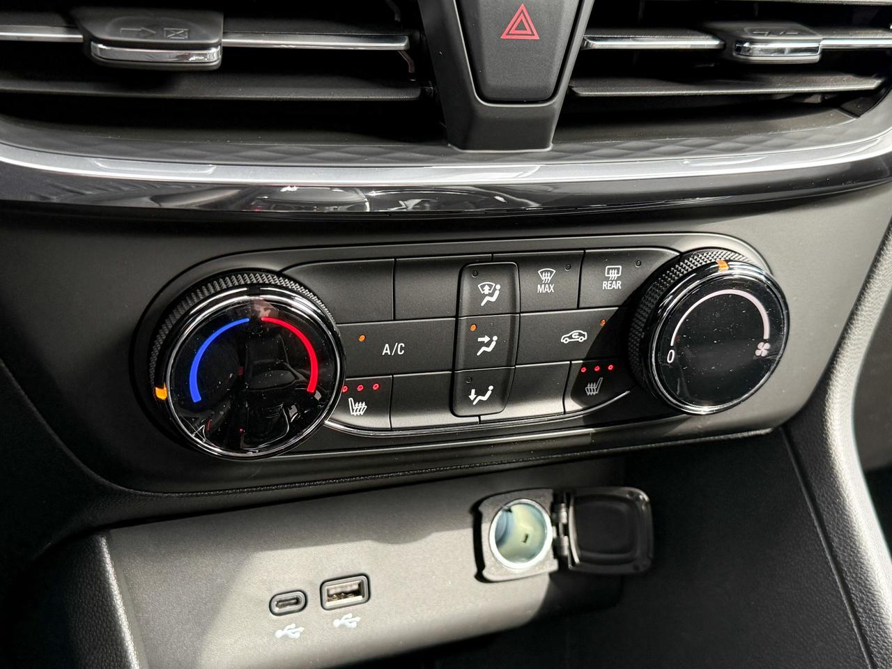 2026 Buick Encore GX Preferred 1.3L 3CYL WITH REMOTE START/ENTRY, HEATED SEATS, HEATED STEERING WHEEL, HD REAR VISION CAMERA, APPLE CARPLAY AND ANDROID AUTO Photo