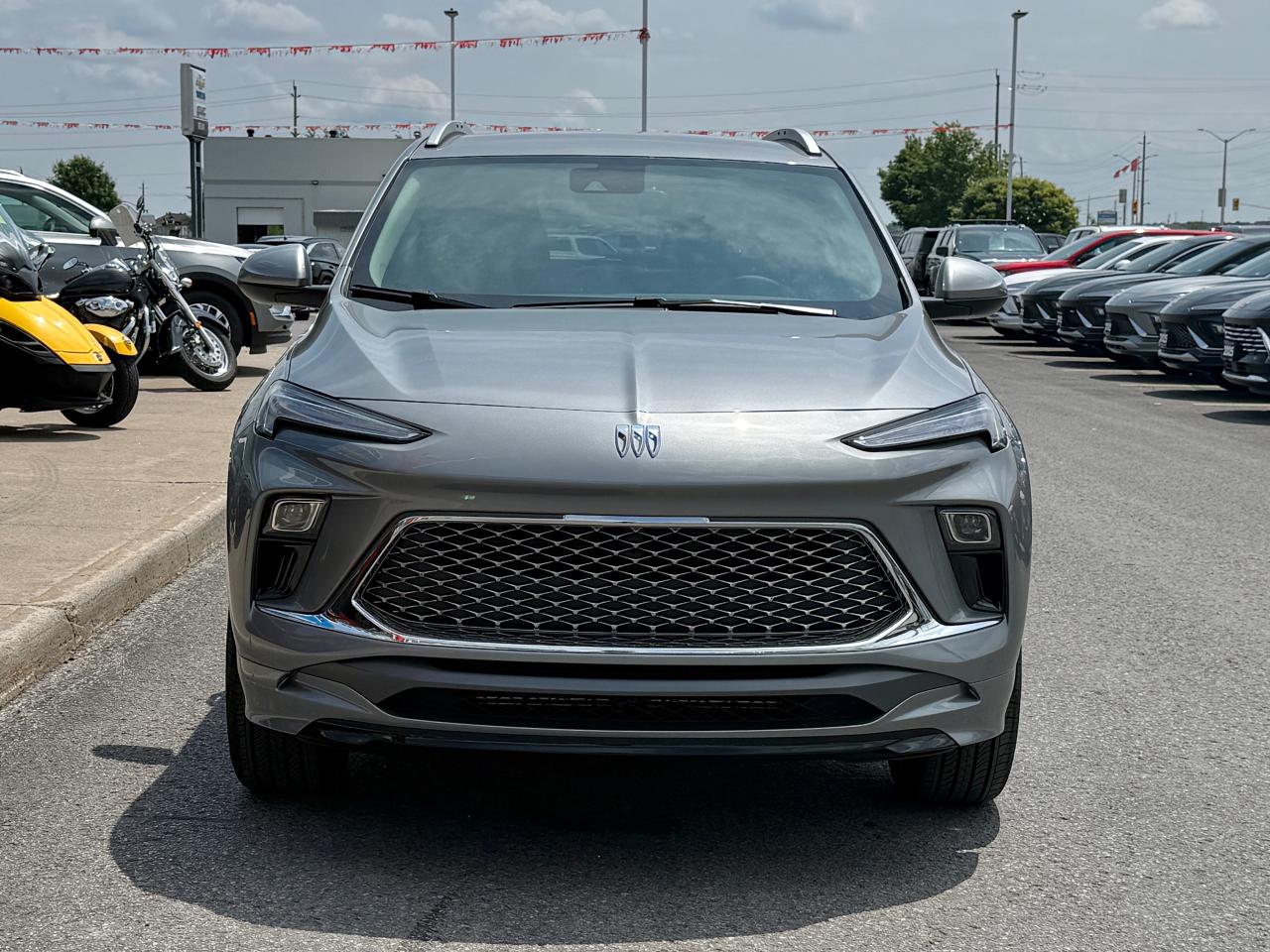 2026 Buick Encore GX Avenir 1.3L 3CYL WITH REMOTE START/ENTRY, HEATED SEATS, HEATED STEERING WHEEL, HD SURROUND VISION, APPLE CARPLAY AND ANDROID AUTO, BOSE SOUND SYSTEM Photo
