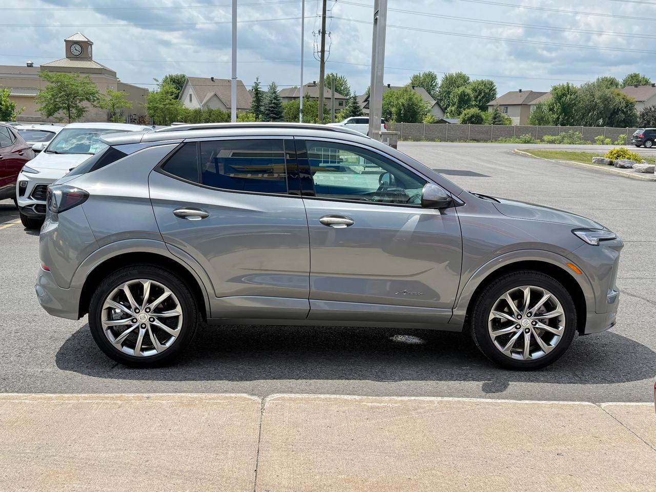 2026 Buick Encore GX Avenir 1.3L 3CYL WITH REMOTE START/ENTRY, HEATED SEATS, HEATED STEERING WHEEL, HD SURROUND VISION, APPLE CARPLAY AND ANDROID AUTO, BOSE SOUND SYSTEM Photo