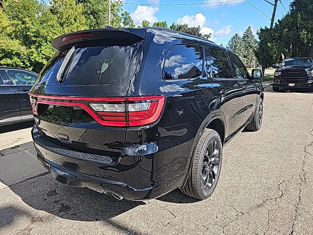 2026 Dodge Durango GT Leather, Sunroof Photo4