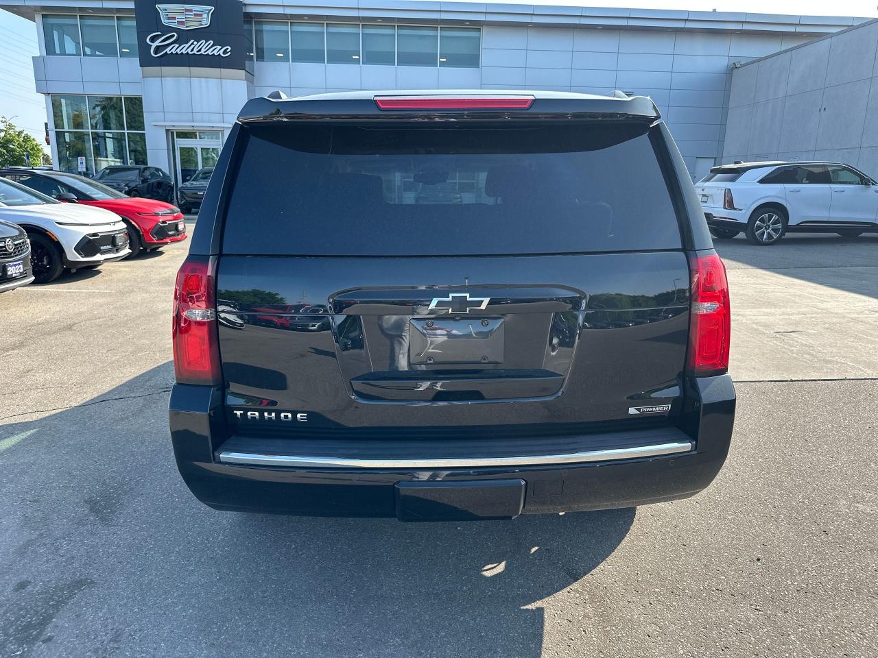 2017 Chevrolet Tahoe Premier | 1 Owner | Clean Carfax | GM Serviced Photo7