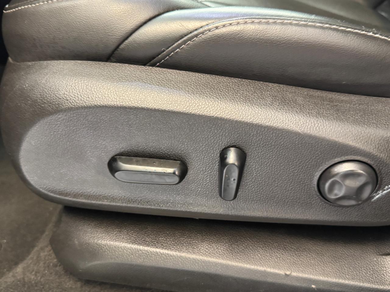 2019 Buick Envision AWD Essence+Roof+Leather+ApplePlay+CLEAN CARFAX - Photo #45