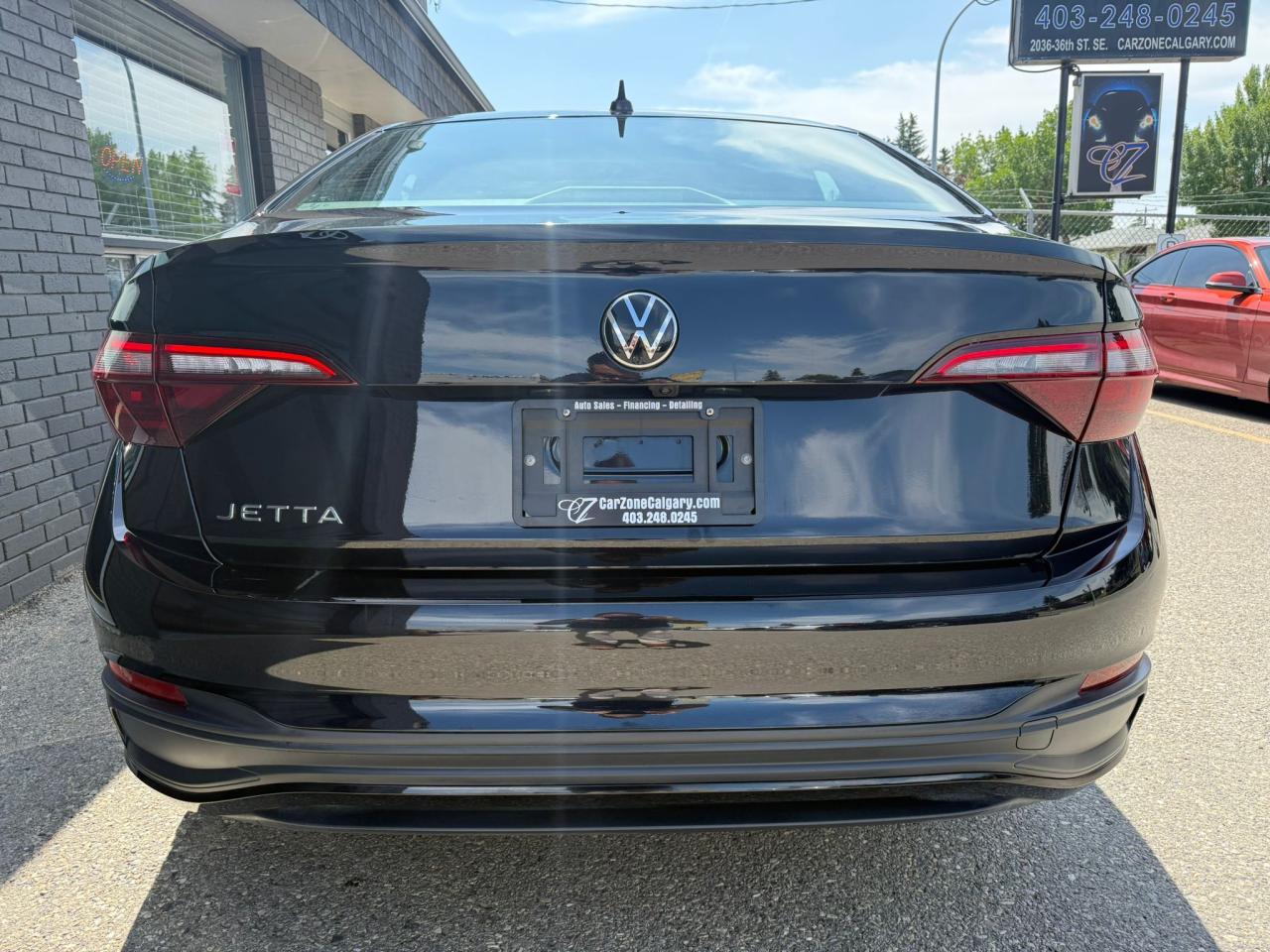 2024 Volkswagen Jetta Sport Comfortline | 6spd Manual | Low Km's - Photo #4