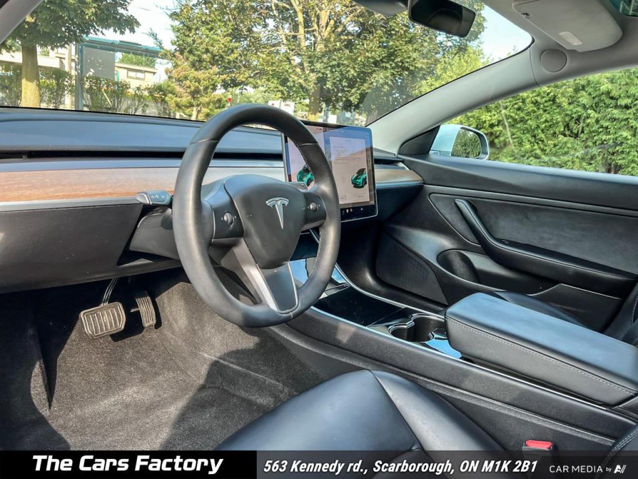 2020 Tesla Model 3 STANDARD RANGE PLUS 1-Owner No Accident! - Photo #11