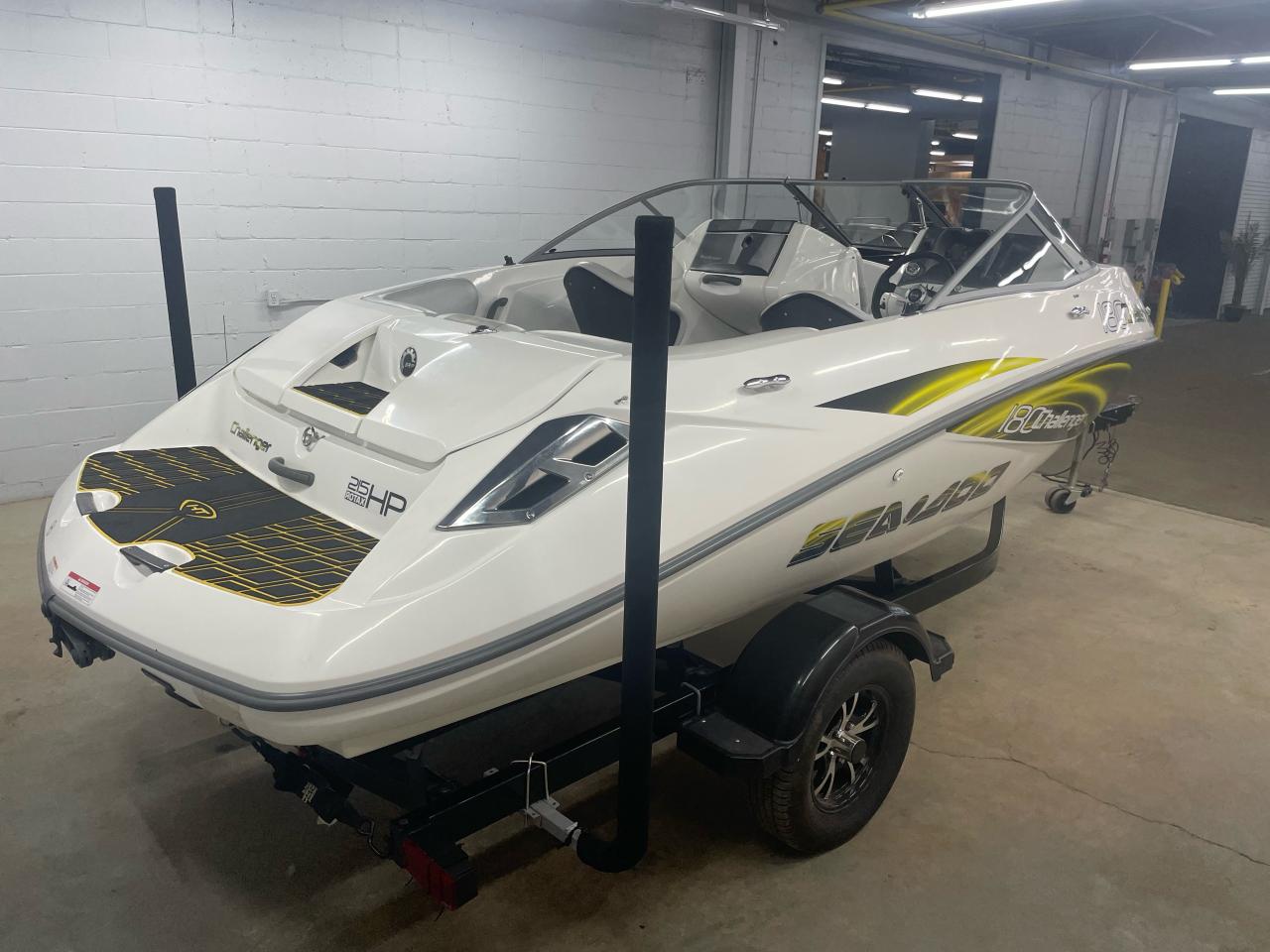 2008 Sea-Doo Challenger 180 Photo6