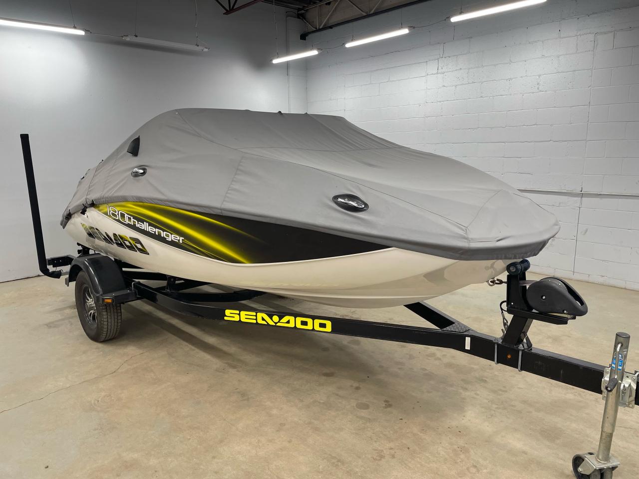2008 Sea-Doo Challenger 180 Photo15
