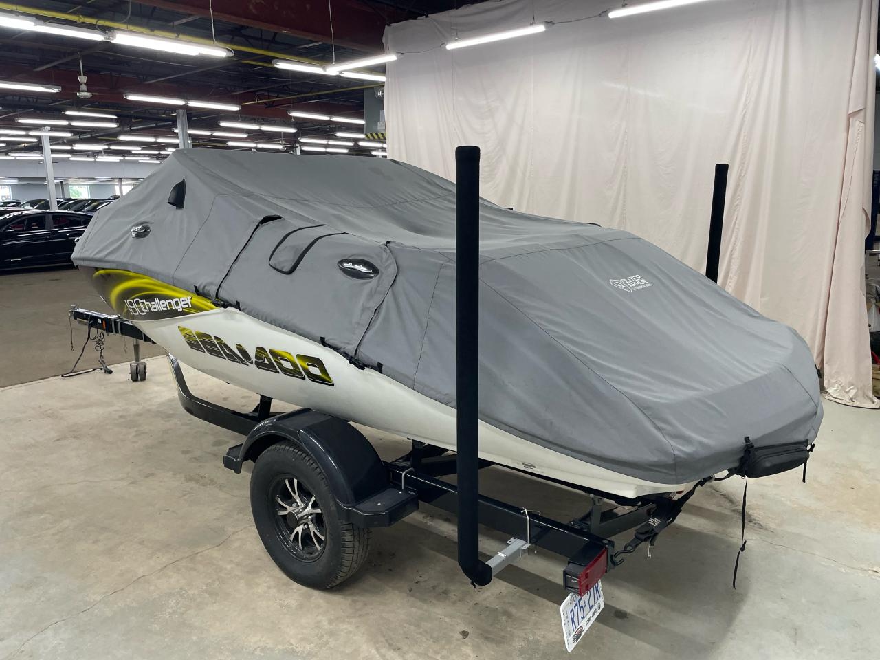 2008 Sea-Doo Challenger 180 Photo16