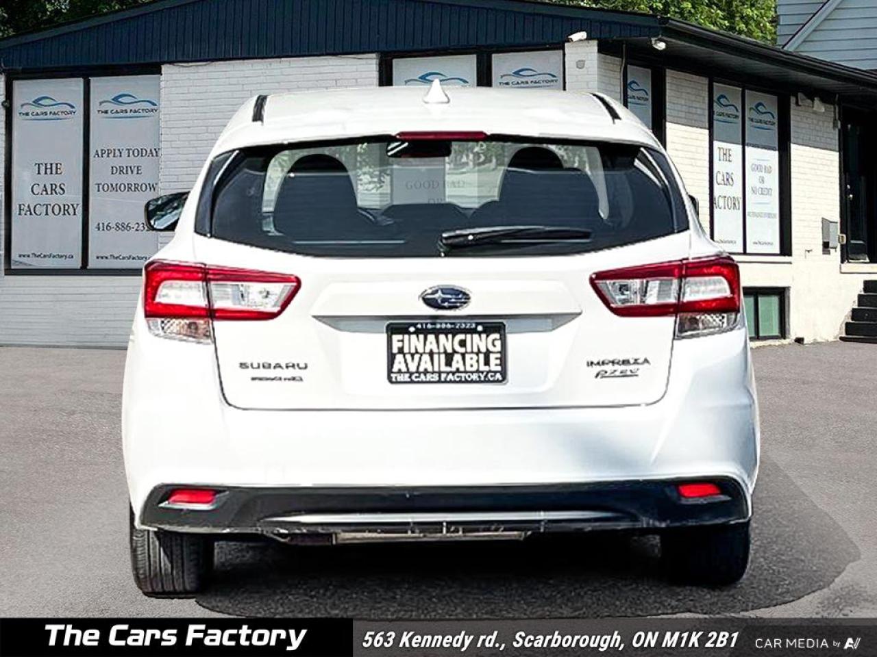 2017 Subaru Impreza Touring AWD Apple CarPlay / Camera /  1-Owner Photo4