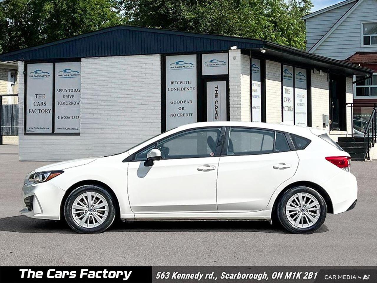 2017 Subaru Impreza Touring AWD Apple CarPlay / Camera /  1-Owner Photo2