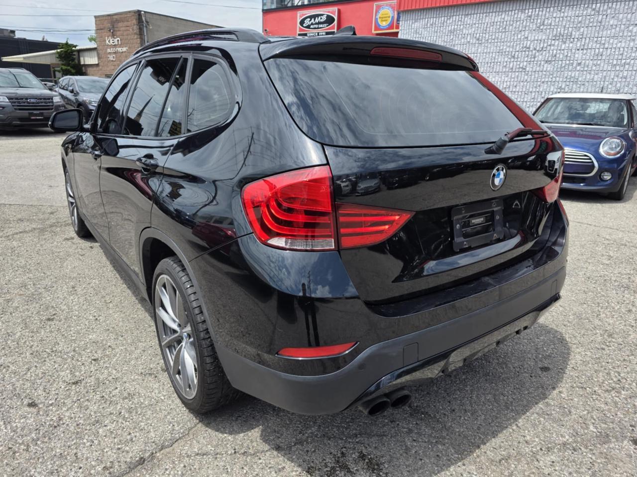 2013 BMW X1 xDrive35i M Package AWD Photo3