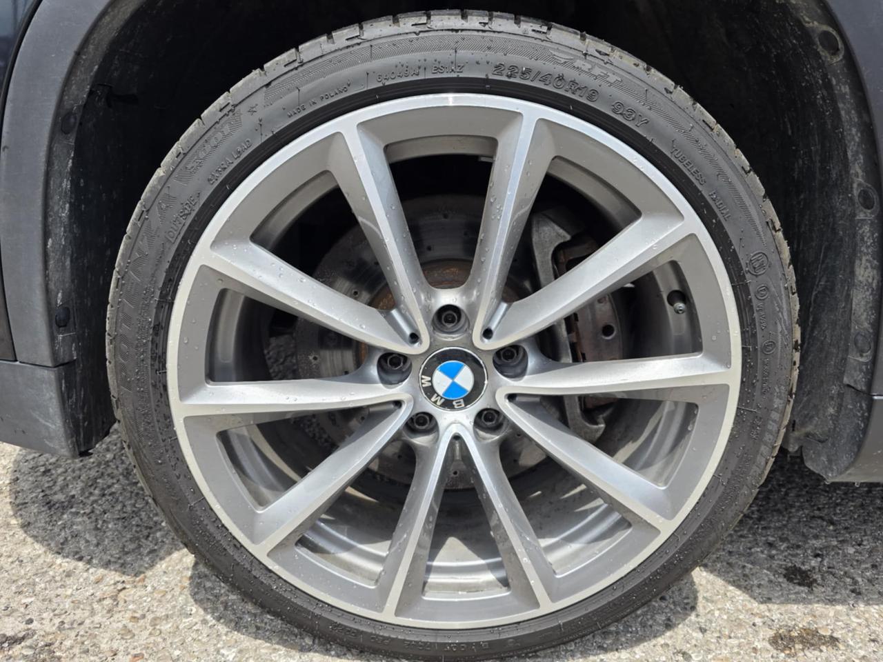 2013 BMW X1 xDrive35i M Package AWD Photo