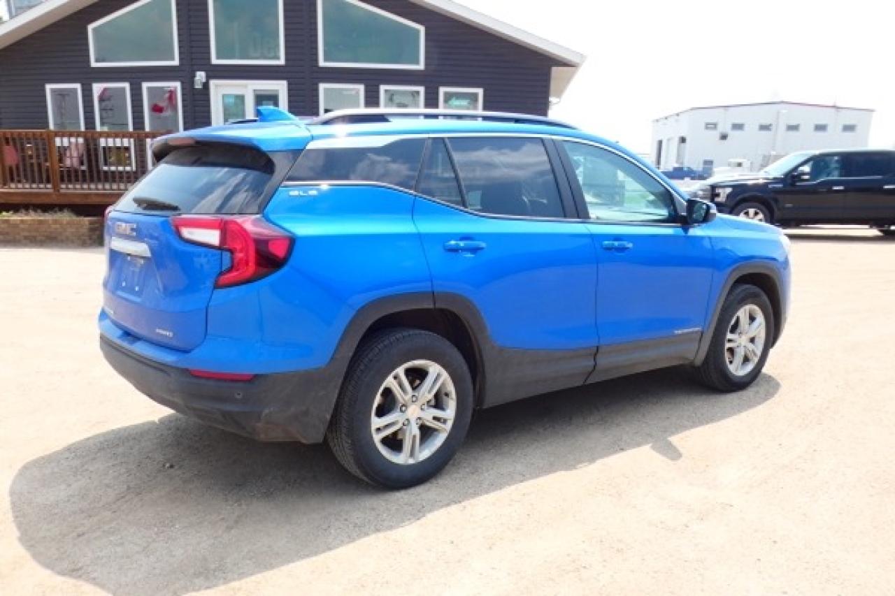 2024 GMC Terrain SLE AWD 4dr w/Htd cloth, BUC - Photo #6