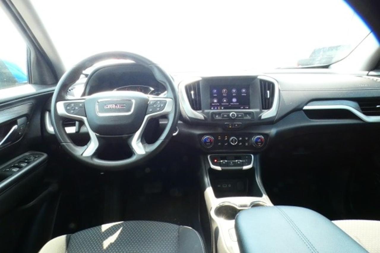 2024 GMC Terrain SLE AWD 4dr w/Htd cloth, BUC - Photo #12