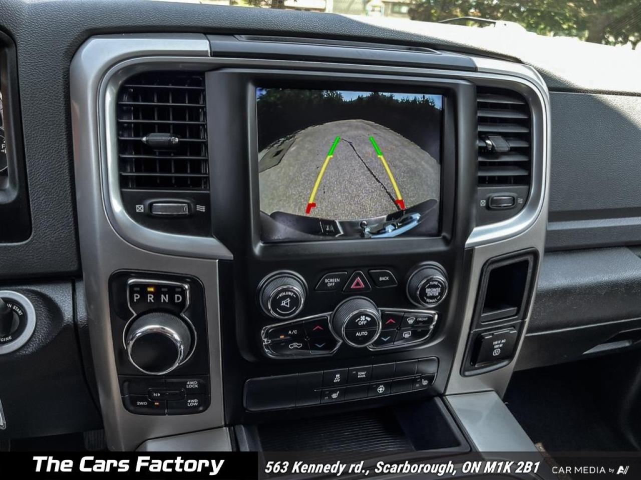 2018 RAM 1500 Outdoorsman 4x4 Crew Cab 5'7" Box 1-Owner - Mint! - Photo #19