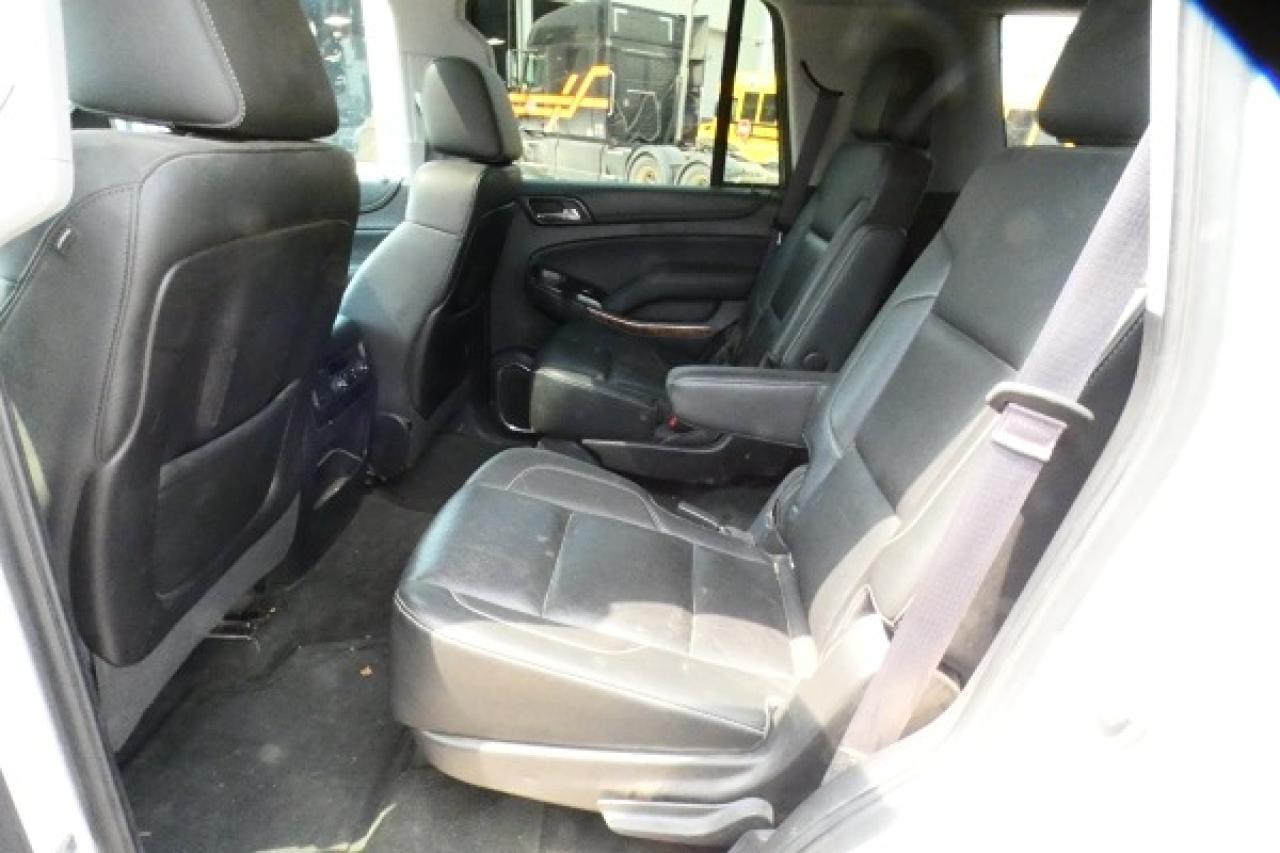 2016 Chevrolet Tahoe LTZ w/H&C L, Htd wheel, S/R, NAV, BUC - Photo #10