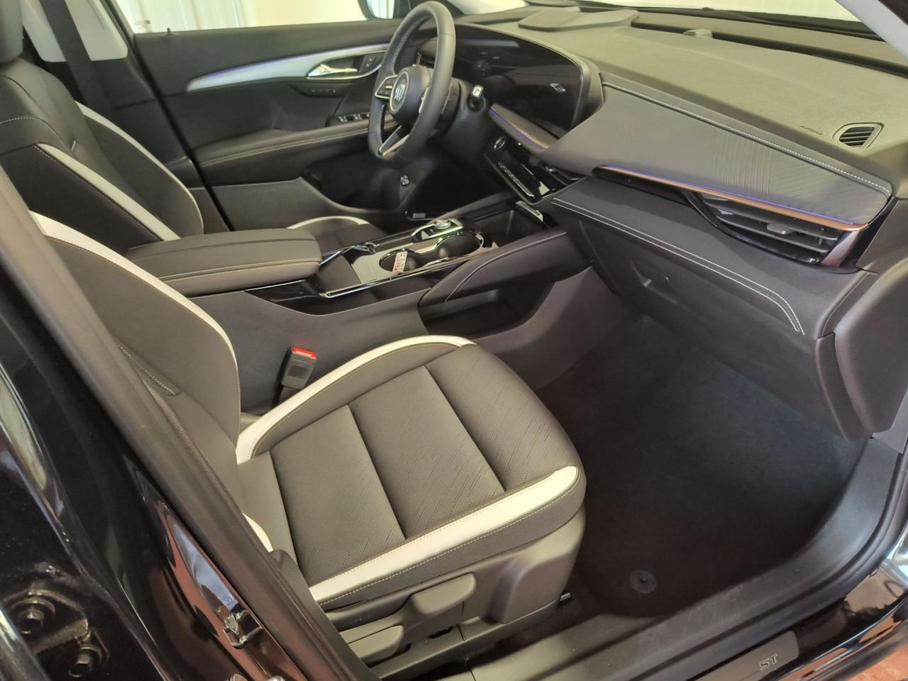 2024 Buick Envision SPORT TOURING Photo0
