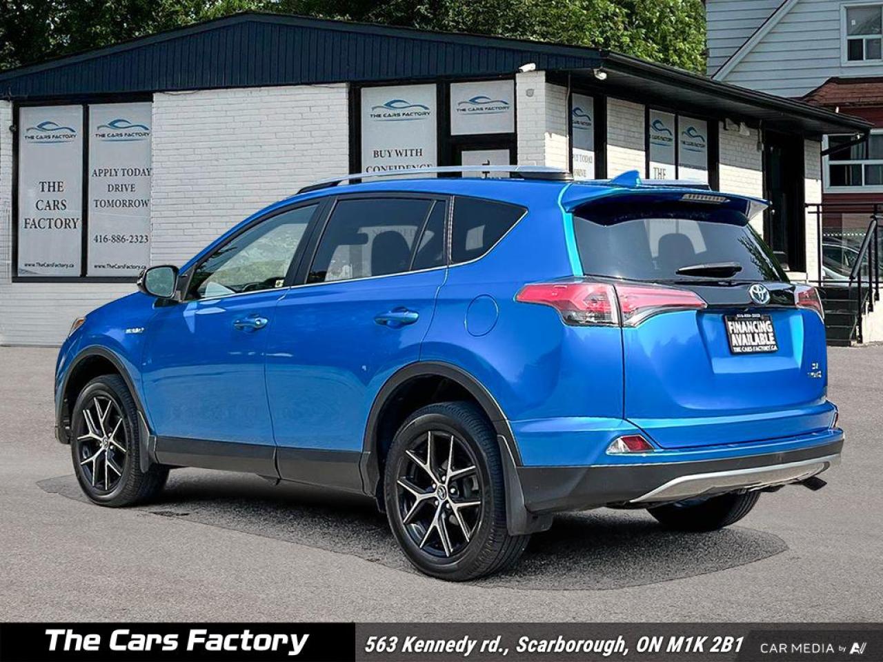 2017 Toyota RAV4 SE Hybrid Leather / Nav / Camera No Accident! - Photo #4