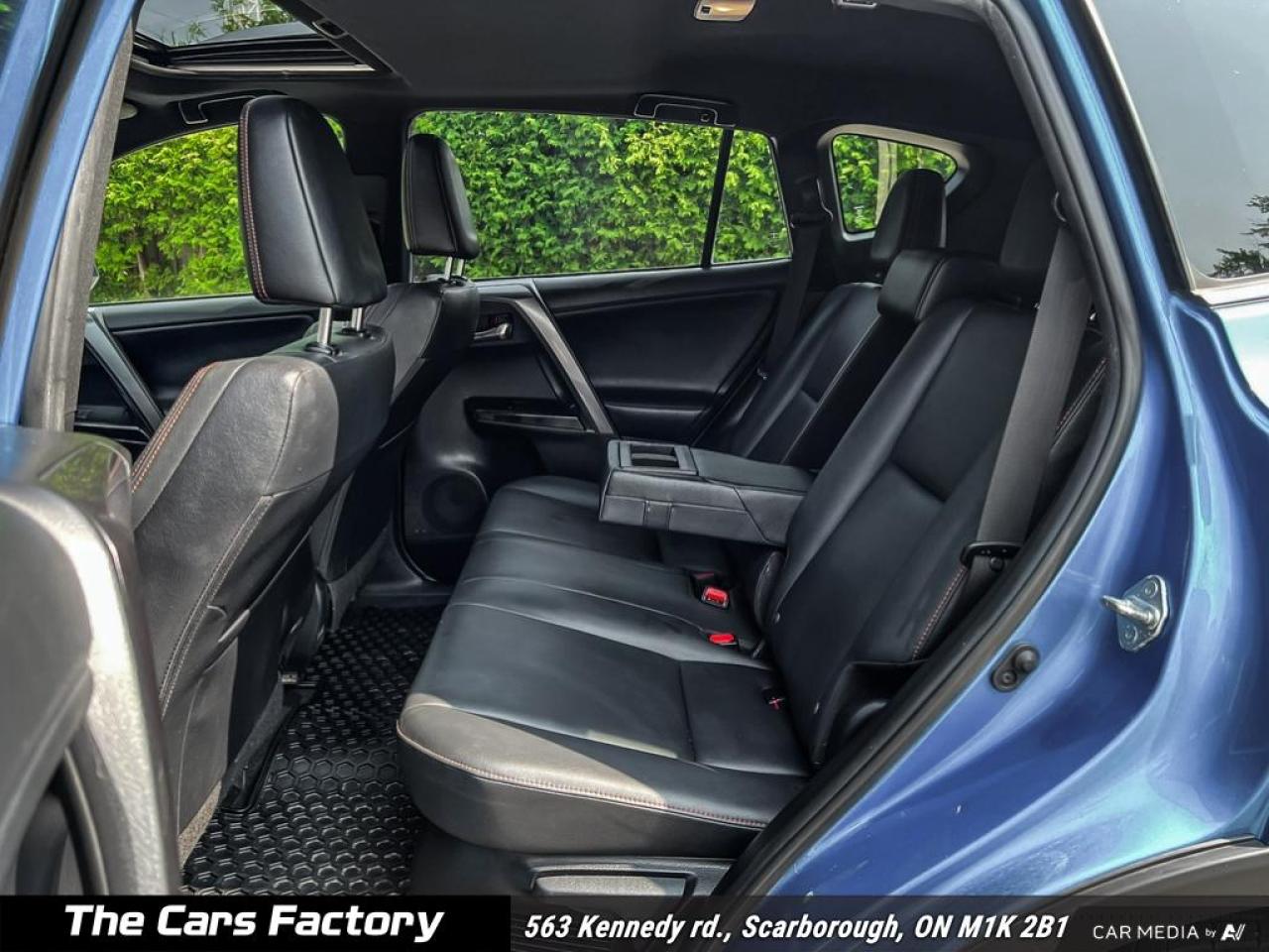 2017 Toyota RAV4 SE Hybrid Leather / Nav / Camera No Accident! - Photo #23