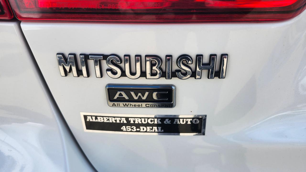 2018 Mitsubishi RVR SE AWC, Heated seats, Bluetooth - Photo #7