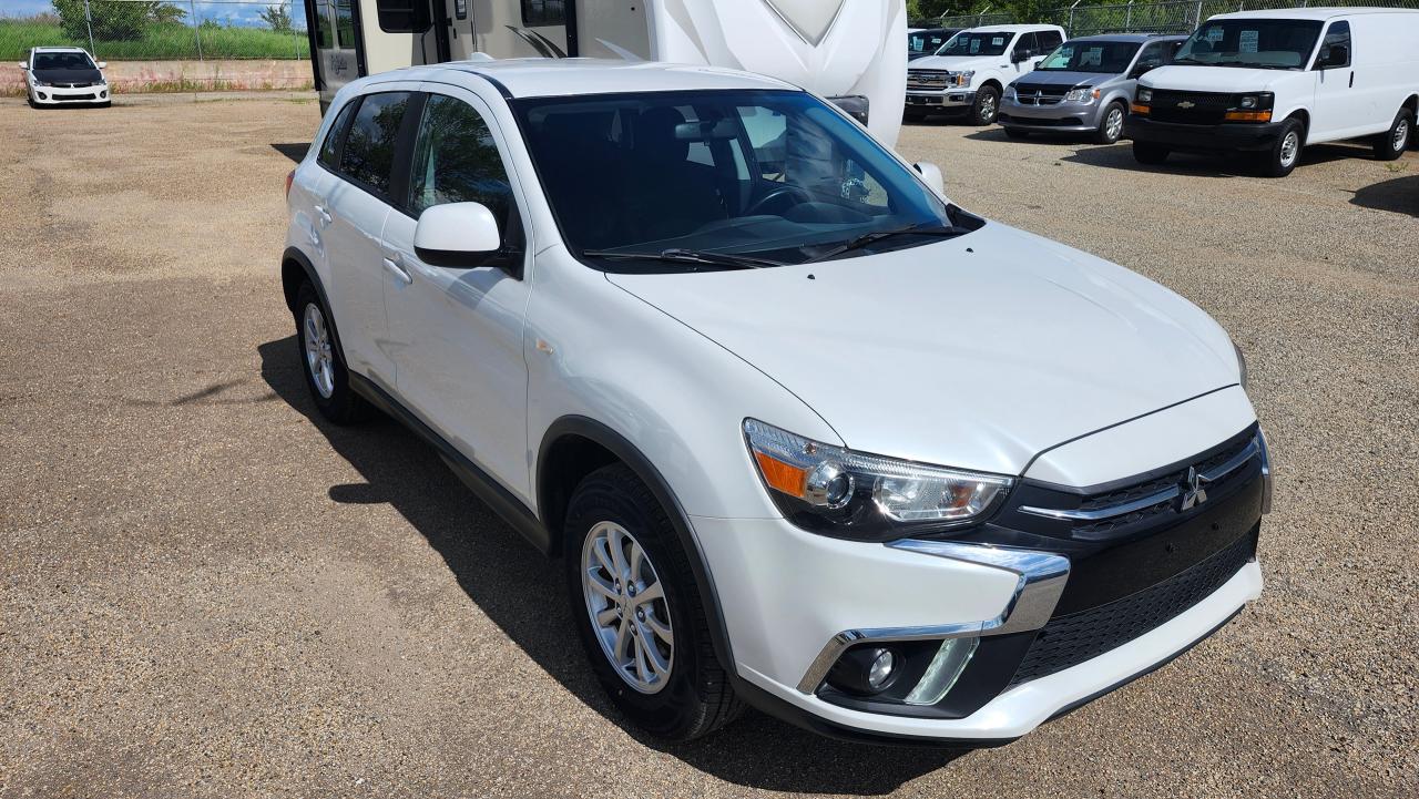 2018 Mitsubishi RVR SE AWC, Heated seats, Bluetooth - Photo #3