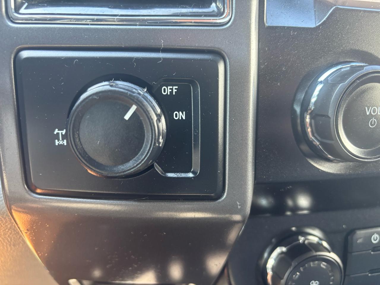 2019 Ford F-150 XLT, Reg. Cab. 8 Ft. Box. - Photo #16