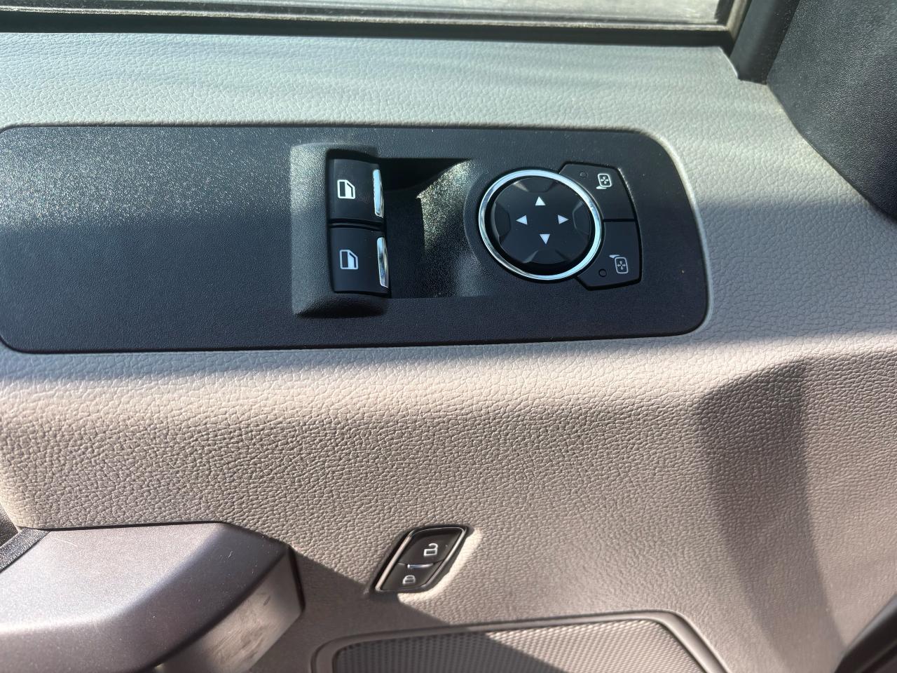 2019 Ford F-150 XLT, Reg. Cab. 8 Ft. Box. - Photo #11