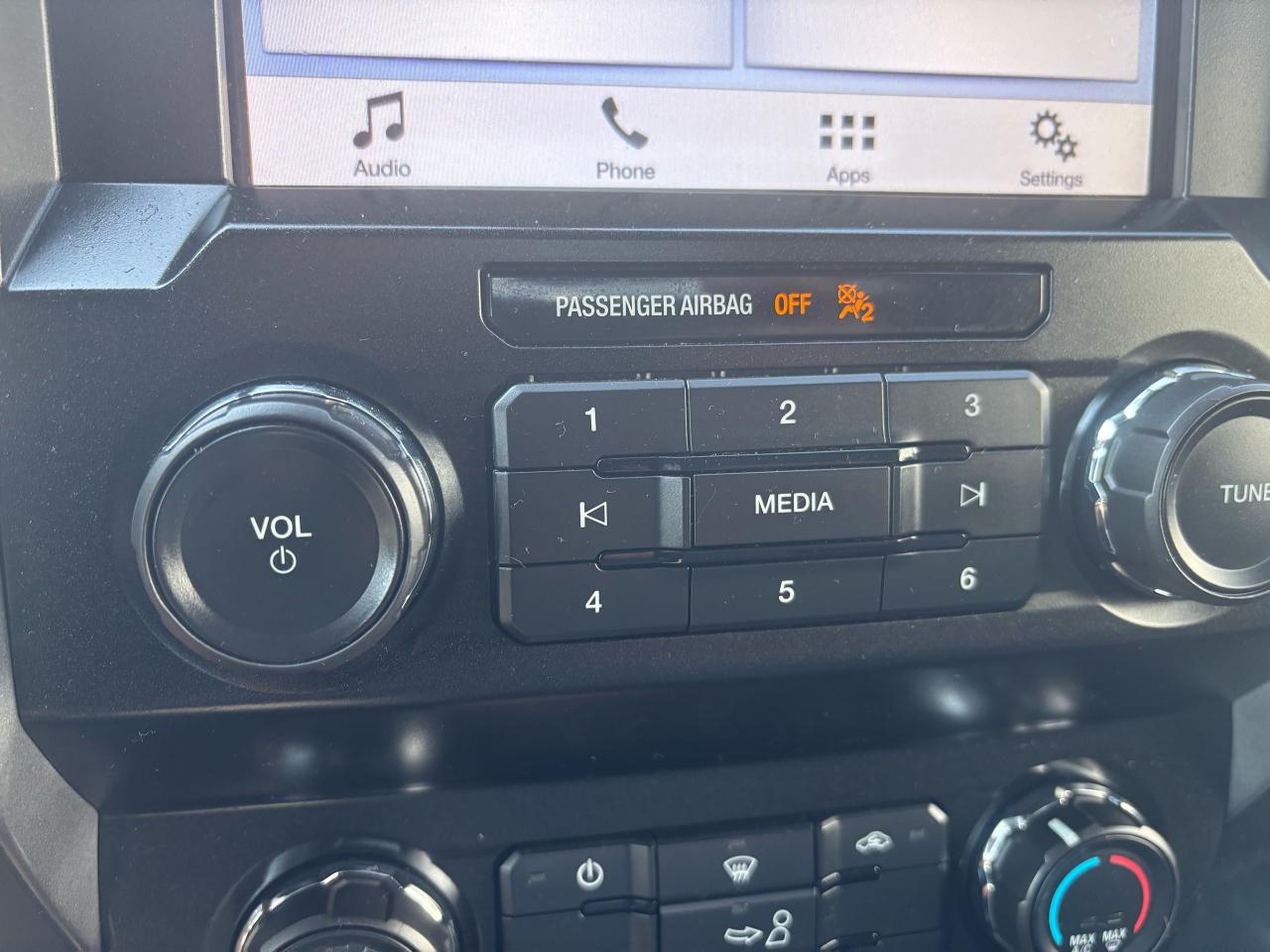 2019 Ford F-150 XLT, Reg. Cab. 8 Ft. Box. - Photo #14