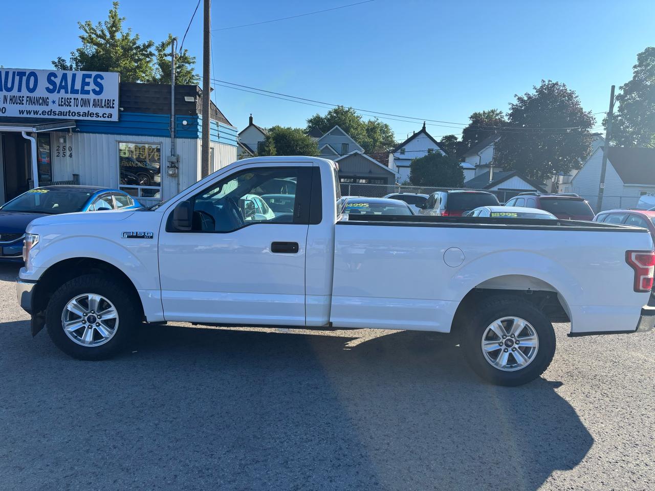 2019 Ford F-150 XLT, Reg. Cab. 8 Ft. Box. - Photo #4