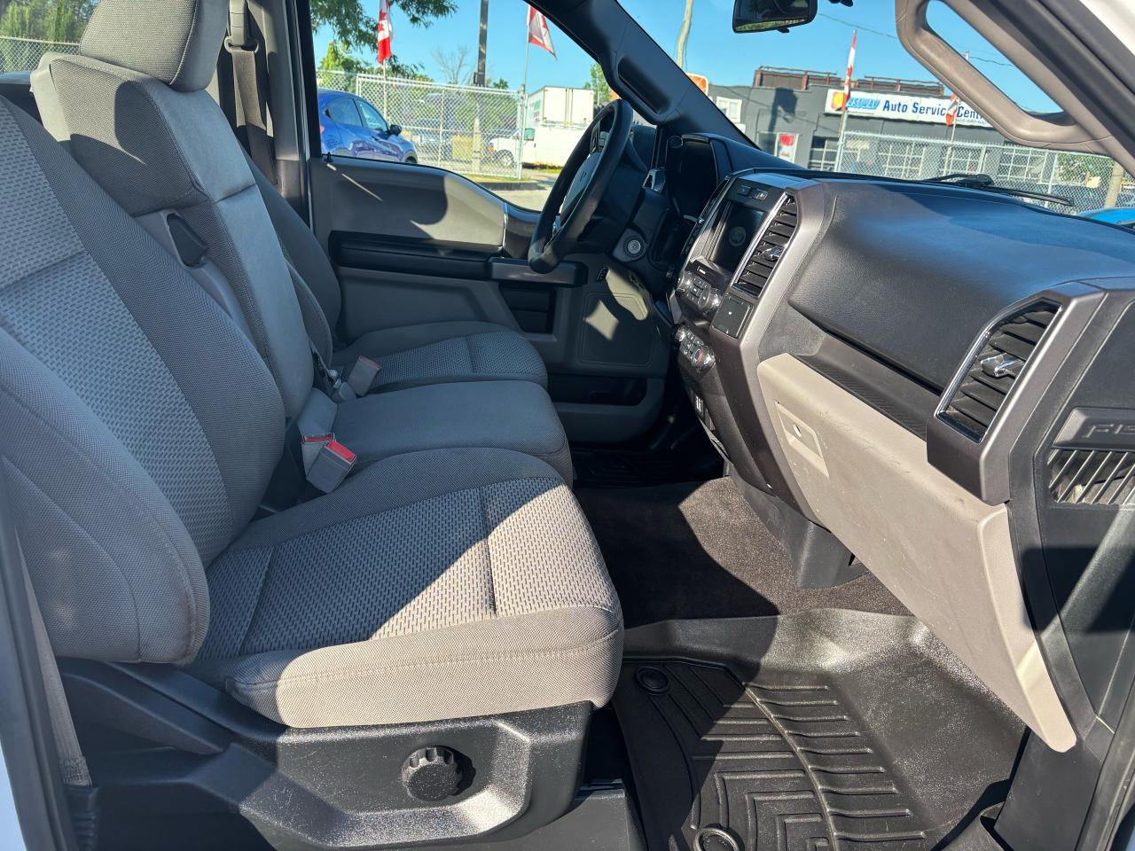 2019 Ford F-150 XLT, Reg. Cab. 8 Ft. Box. - Photo #10